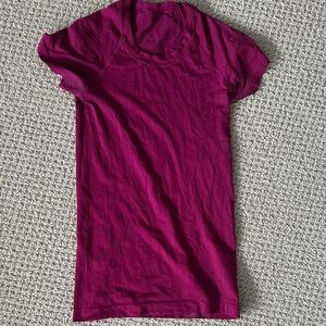 Lululemon Swiftly Tech Short Sleeve 2.0